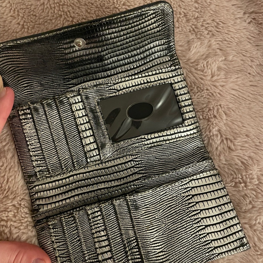 GUESS Wallet‎ - Picture 4 of 4